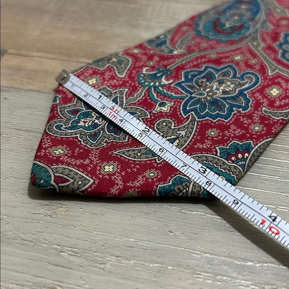 Strathmore Men’s Elegant Paisley Floral Red Blue Men's Tie Silk Career Business - Picture 7 of 7